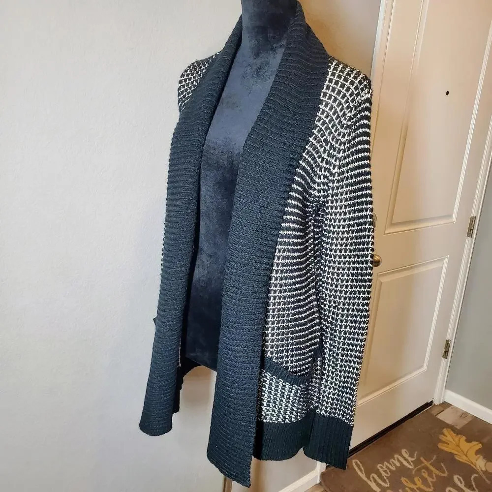 Nordstrom JACK Women's Size Medium Black and Beige Cardigan - Picture 8 of 12
